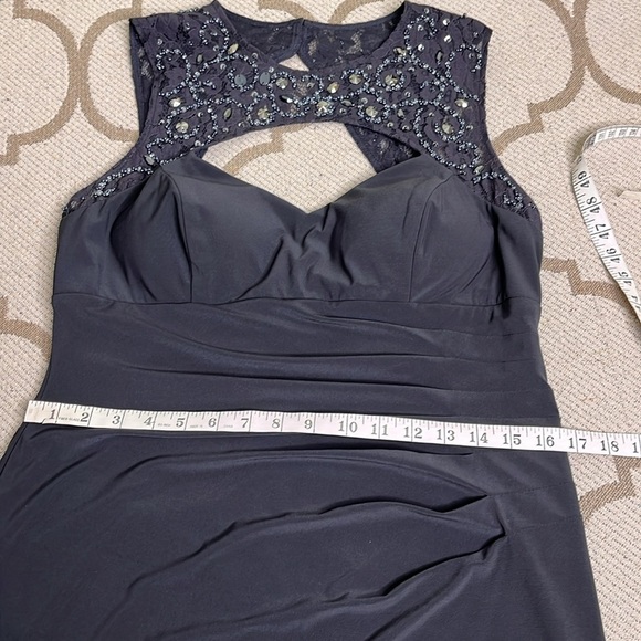 Cache dark gray keyhole open back sequins neckline Sleeveless Ruched Dress - Picture 16 of 17